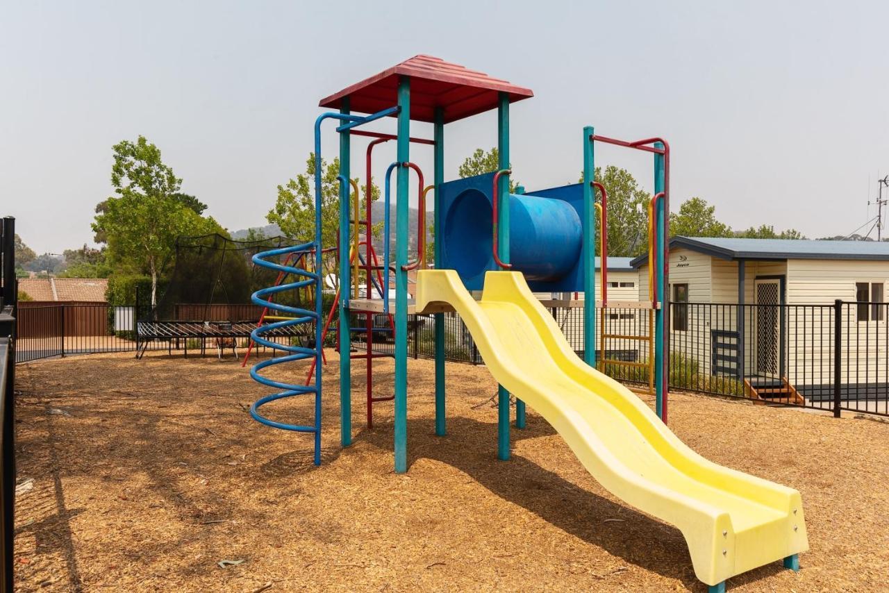 Crestview Tourist Park 호텔 퀘안비얀 외부 사진